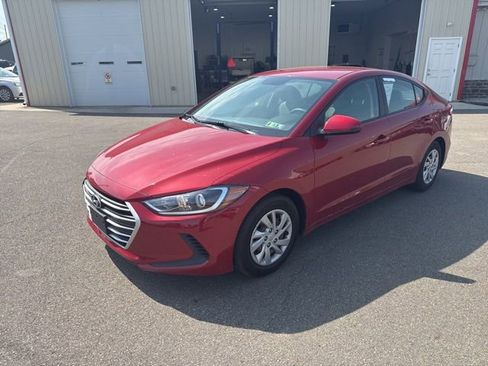 Used 2018 Hyundai Elantra SE FWD image 7