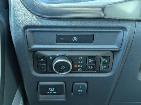 Used 2025 Ford F150 Raptor AWD/4WD image 24