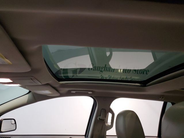 Used 2013 Ford Edge SEL FWD image 22