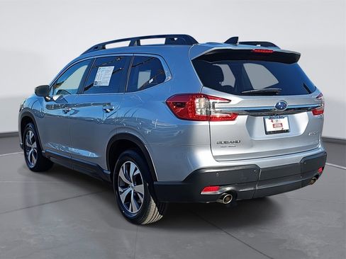 Certified 2023 Subaru Ascent Premium w/ Convenience Package image 5