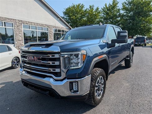 Used 2021 GMC Sierra 2500 SLE w/ SLE Value Package; AWD/4WD image 2
