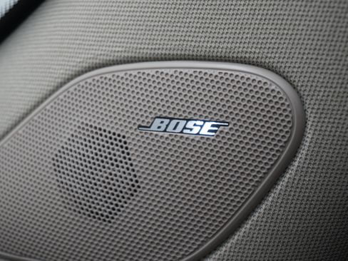 Used 2015 Cadillac SRX Luxury w/ Driver Awareness Package image 15