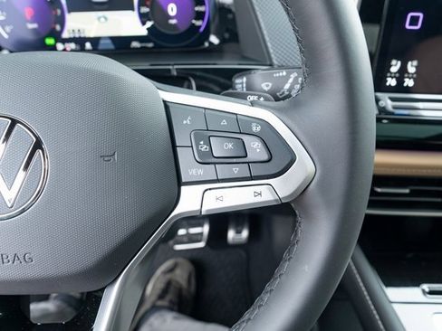 New 2026 Volkswagen Atlas Cross Sport SEL R-Line AWD/4WD image 23