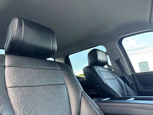 Used 2024 Toyota Tundra Limited image 18