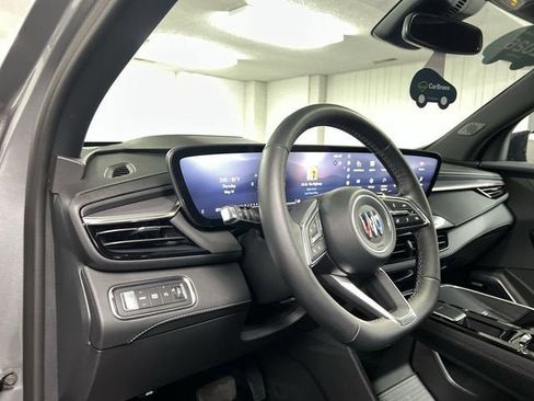 Certified 2026 Buick Enclave Sport Touring FWD image 10