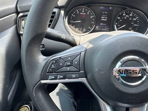 Used 2020 Nissan Rogue S AWD/4WD image 6