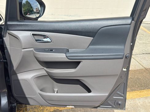 Used 2014 Honda Odyssey EX-L image 42