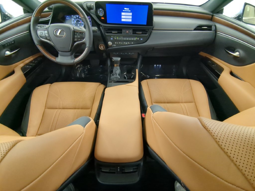 Used 2023 Lexus ES 350 Ultra Luxury w/ Accessory Package (Z2) FWD image 13