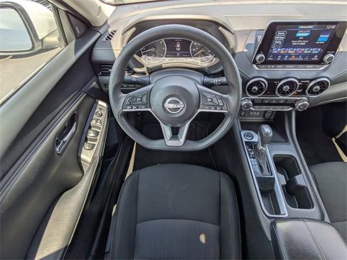 Used 2024 Nissan Sentra SV image 16