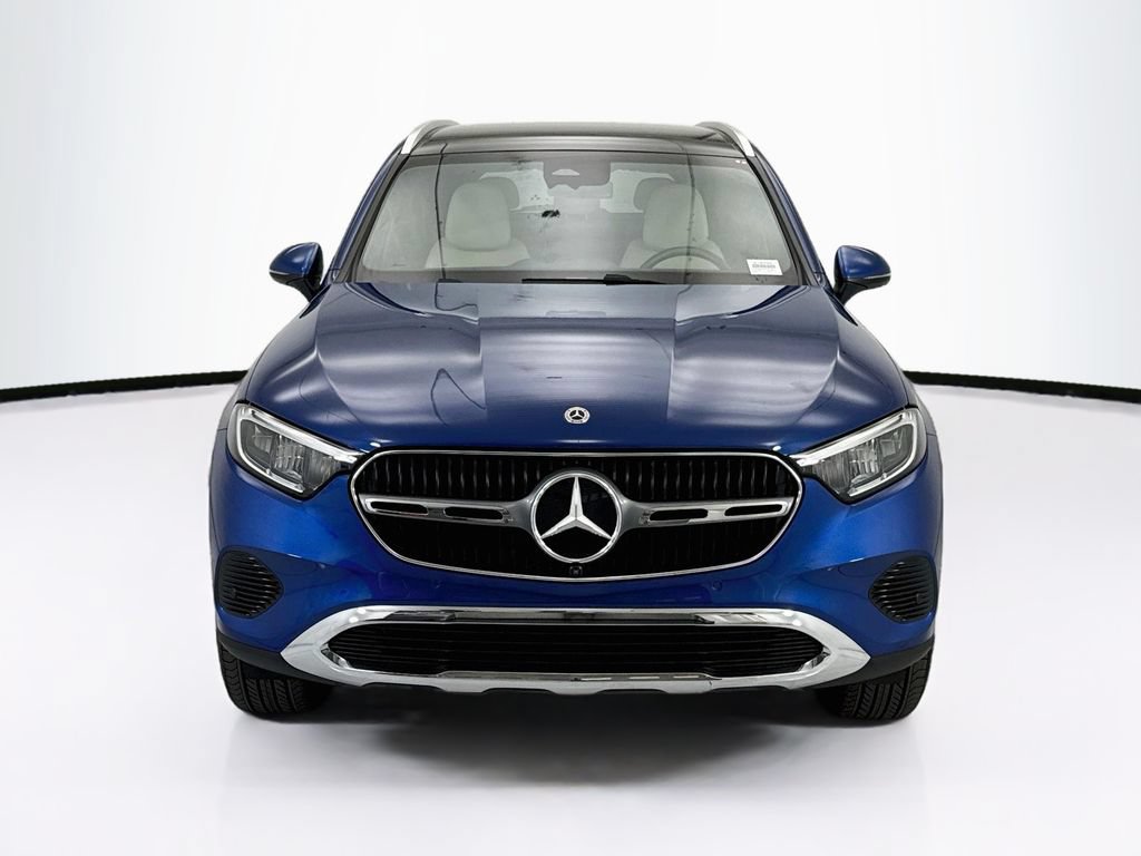 Certified 2026 Mercedes-Benz GLC 300 image 2
