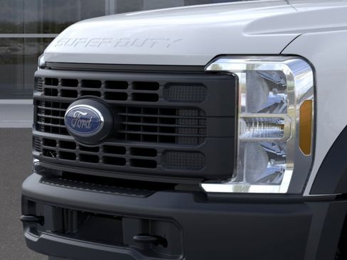 New 2026 Ford F450 XL image 17