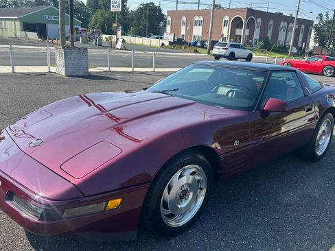 Used 1993 Chevrolet Corvette Coupe image 6