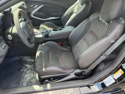 Used 2023 Chevrolet Camaro ZL1 RWD image 9