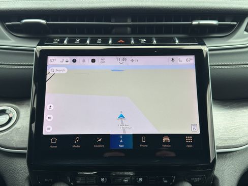 Used 2024 Jeep Grand Cherokee Limited w/ Luxury Tech Group II AWD/4WD image 24