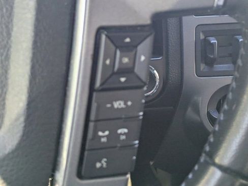 Used 2016 Ford Expedition Platinum image 21