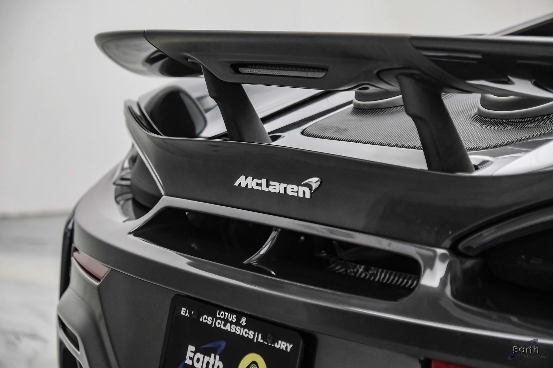 Used 2019 McLaren 600LT RWD image 18