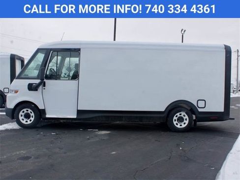 New 2025 Chevrolet Brightdrop 600 image 3