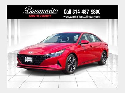 Used 2023 Hyundai Elantra SEL w/ Convenience Package