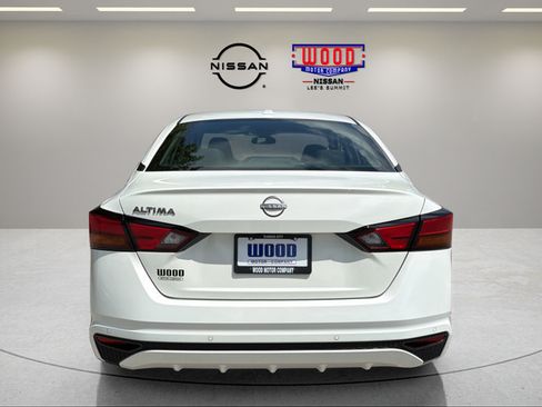 Certified 2025 Nissan Altima 2.5 S FWD image 3