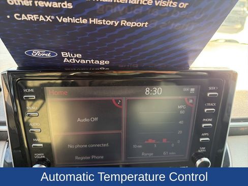 Used 2021 Toyota Corolla SE image 19