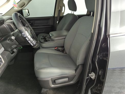 Used 2017 RAM 1500 Express w/ Express Value Package image 12