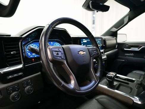 Certified 2023 Chevrolet Silverado 1500 High Country w/ Technology Package image 8