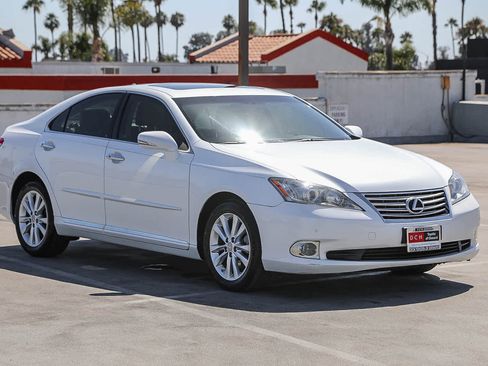 Used 2011 Lexus ES 350 FWD image 4