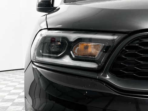Used 2023 Dodge Durango GT image 11