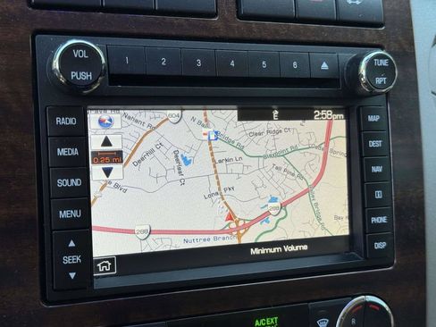 Used 2013 Ford Expedition XLT AWD/4WD image 4