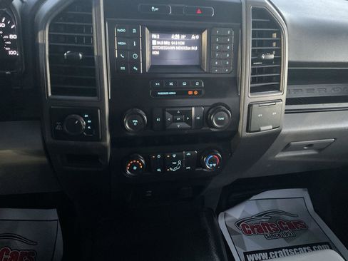 Used 2022 Ford F250 XL w/ Power Equipment Group image 16