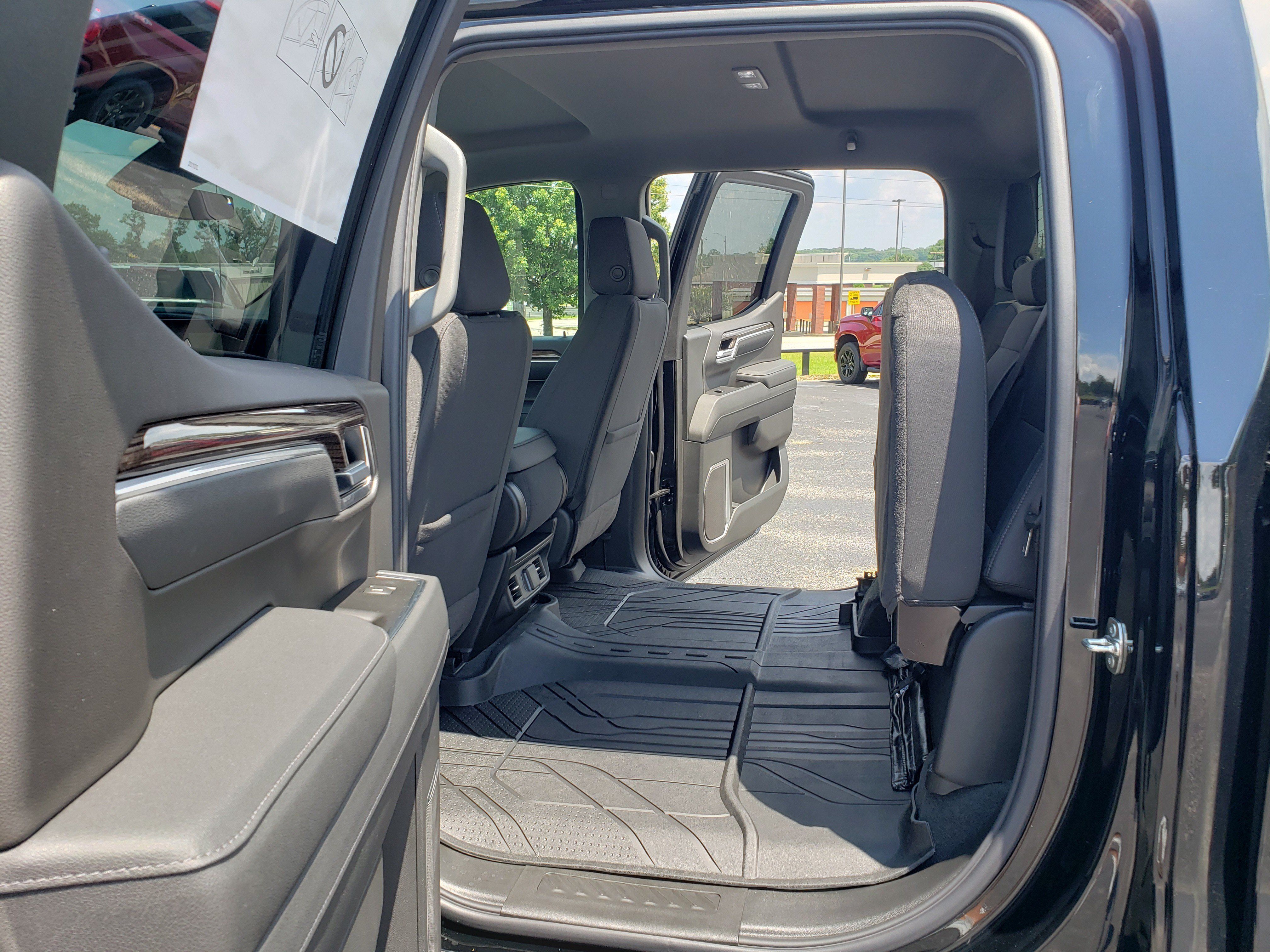 New 2026 Chevrolet Silverado 1500 RST w/ RST Select Package AWD/4WD image 33