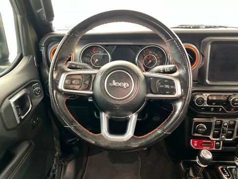 Used 2022 Jeep Gladiator Mojave w/ LED Lighting Group AWD/4WD image 13