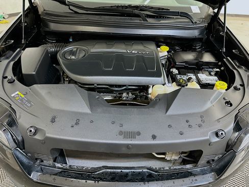 Used 2019 Jeep Cherokee Latitude w/ Popular Appearance Group AWD/4WD image 34