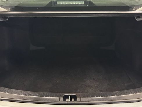 Used 2024 Toyota Corolla LE FWD image 32
