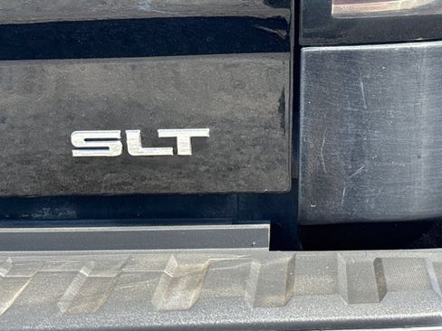 Used 2018 GMC Sierra 1500 SLT AWD/4WD image 48