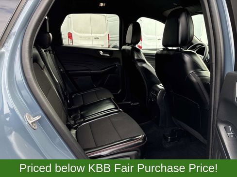 Used 2024 Ford Escape ST-Line image 10