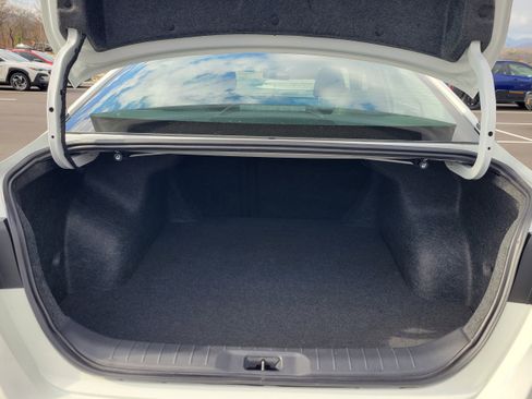 Used 2025 Nissan Altima 2.5 S image 12