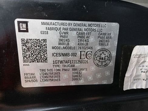 Used 2018 GMC Savana 2500 image 43