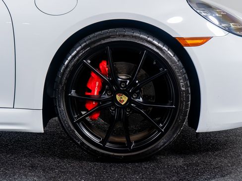 Used 2022 Porsche 718 Boxster S image 8