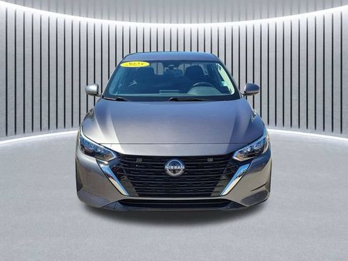 Used 2025 Nissan Sentra S FWD image 2