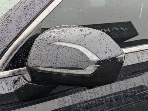 Used 2023 Hyundai Palisade Calligraphy image 11