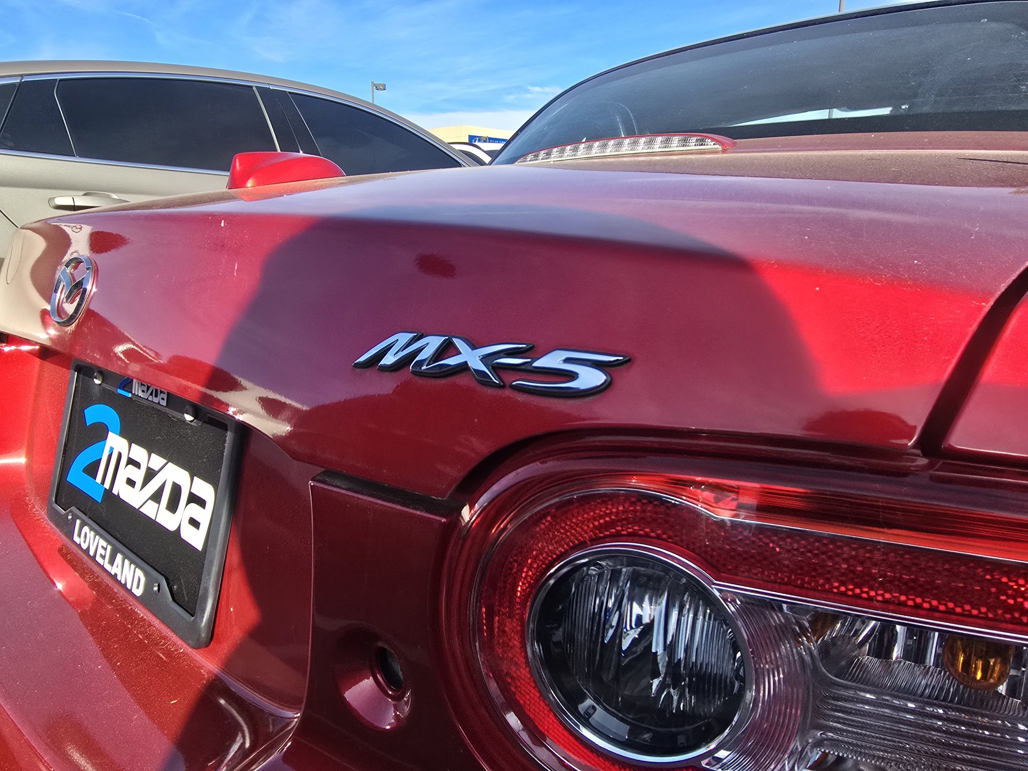 Used 2015 MAZDA MX-5 Miata 25th Anniversary Edition w/ Appearance Package RWD image 10