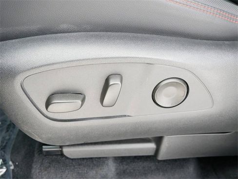 Used 2024 Chevrolet Traverse RS w/ LPO, Floor Liner Package image 15