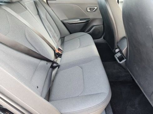 Used 2025 Kia K4 LXS image 30