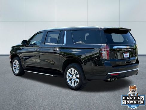Used 2024 Chevrolet Suburban Premier RWD image 7