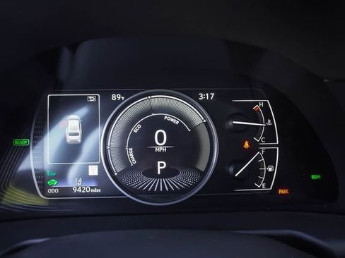 Certified 2025 Lexus ES 300h w/ Luxury Package FWD image 13