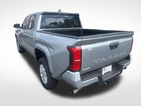 New 2026 Toyota Tacoma SR5 AWD/4WD image 3