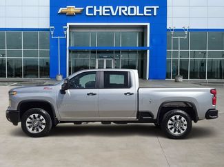 New 2026 Chevrolet Silverado 2500 Custom w/ Custom Value Package AWD/4WD video 3