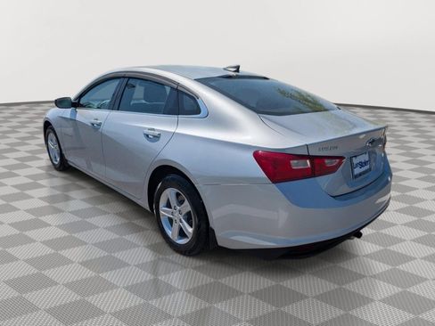 Used 2020 Chevrolet Malibu LS FWD image 3