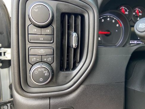 Used 2025 Chevrolet Silverado 2500 Custom AWD/4WD image 49
